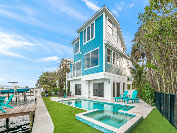 Anna Maria Direct Bay Front Luxury Vacation Home - Boat Dock